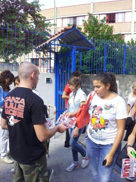 1379338_738812646135237_671270703_n