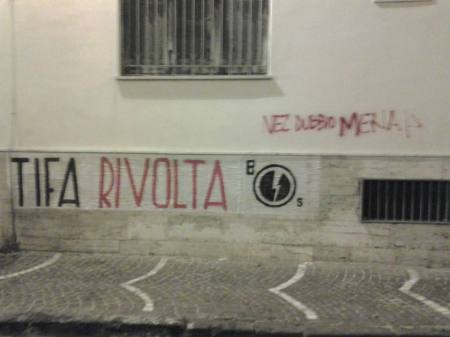 1379993_10202066481607313_1508970623_n