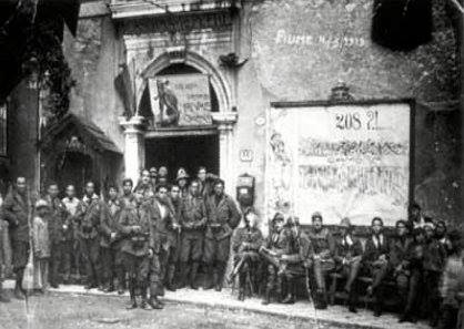 10872552_10204287427057645_276460076_n