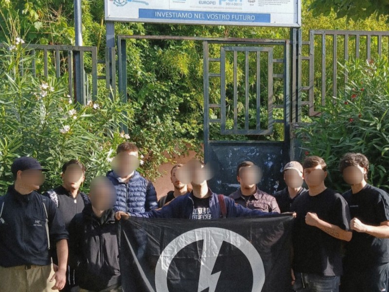 Volantinaggio a SMAV